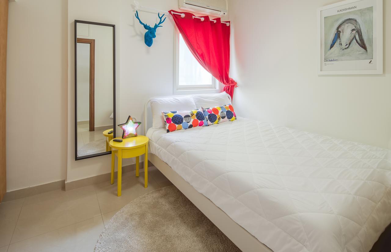 Boulevard View 2 Bedrooms Near The Beach * Tel Aviv